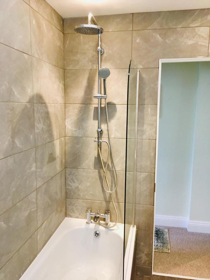 Grade 2 Listed Apartment In Heart Of Гастингс Экстерьер фото
